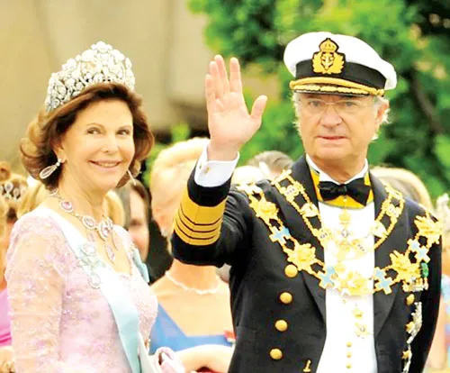 Vua Thụy Điển Carl XVI Gustaf và Hoàng hậu Silvia Sommerlath có vượt qua được cơn giông bão này?